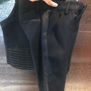 Boys size 6 tuxedo pants and vest set